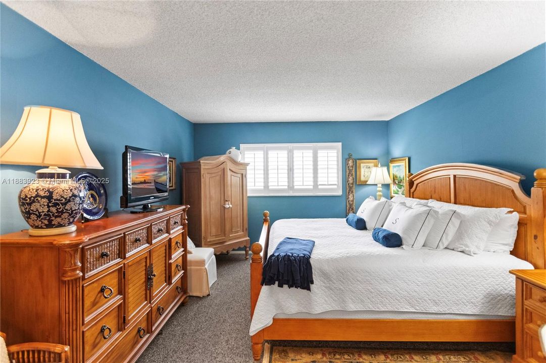 Vendido Recientemente: $425,000 (2 camas, 2 baños, 1295 Pies cuadrados)