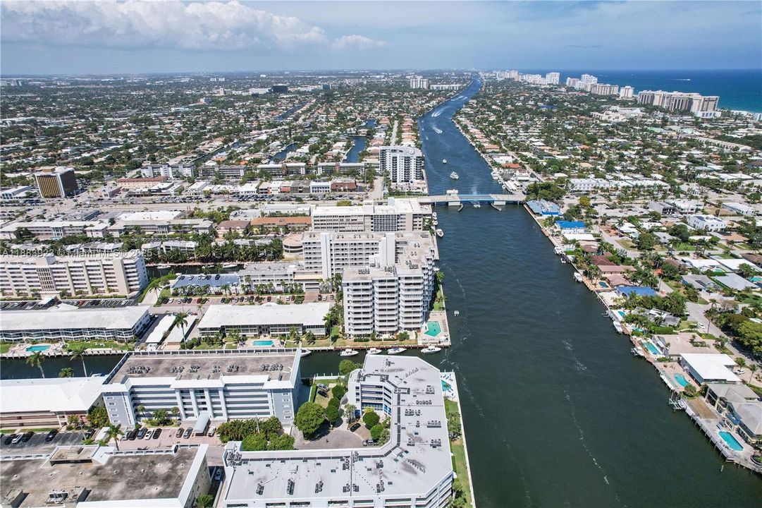 Vendido Recientemente: $425,000 (2 camas, 2 baños, 1295 Pies cuadrados)