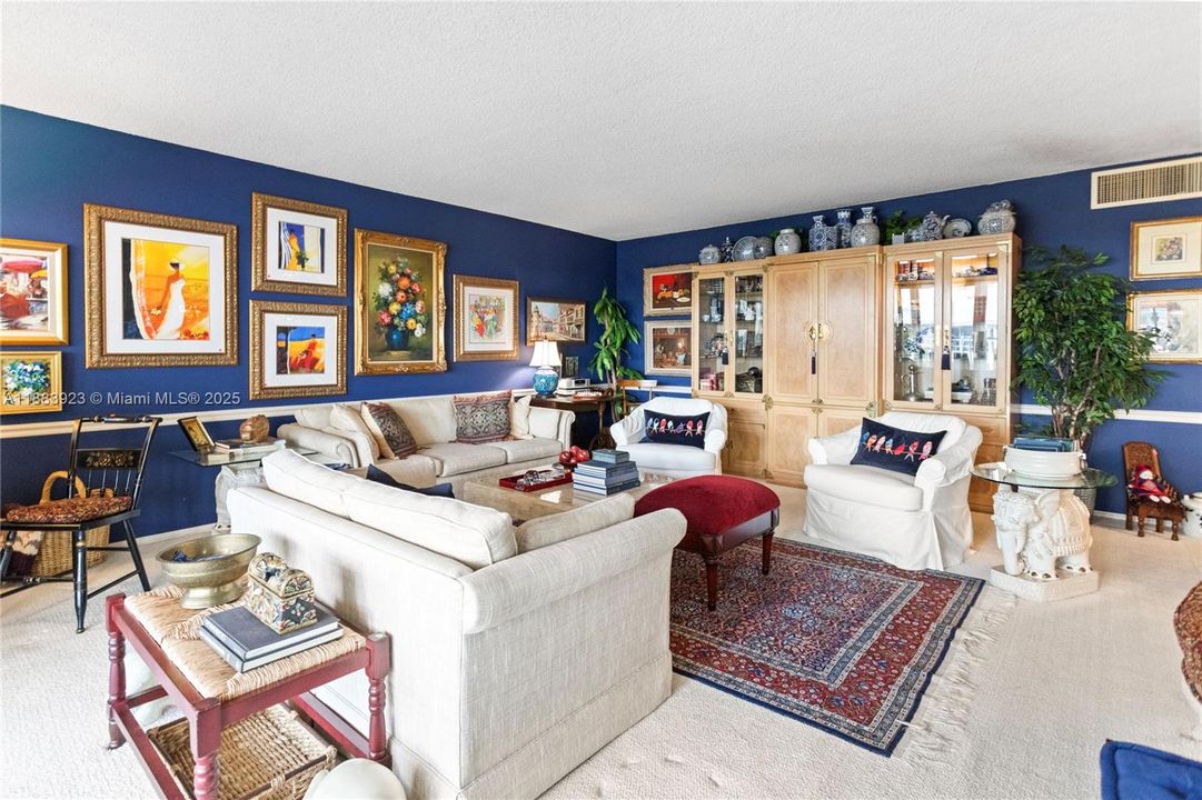 Vendido Recientemente: $425,000 (2 camas, 2 baños, 1295 Pies cuadrados)