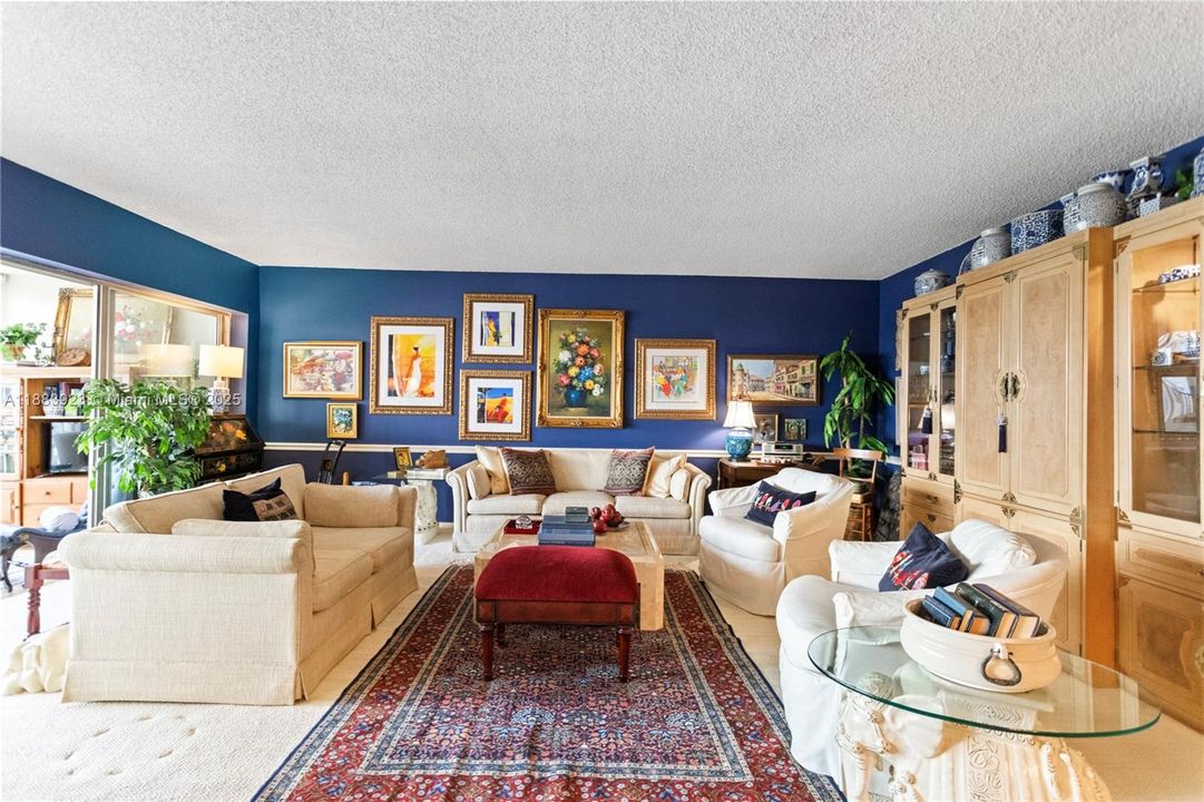 Vendido Recientemente: $425,000 (2 camas, 2 baños, 1295 Pies cuadrados)