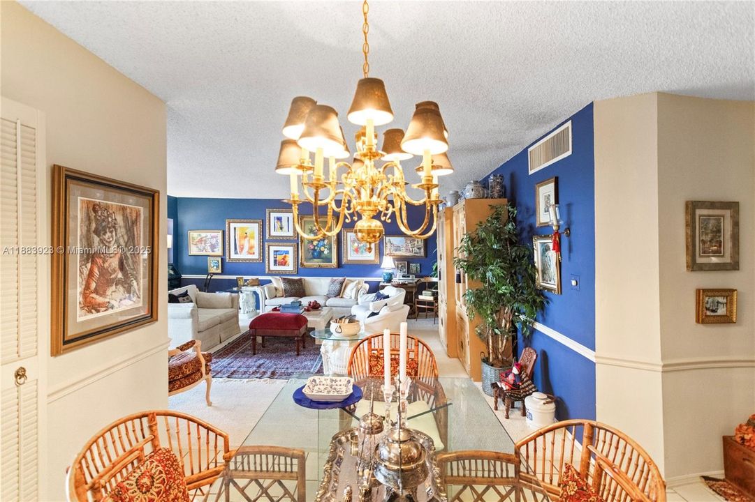 Vendido Recientemente: $425,000 (2 camas, 2 baños, 1295 Pies cuadrados)