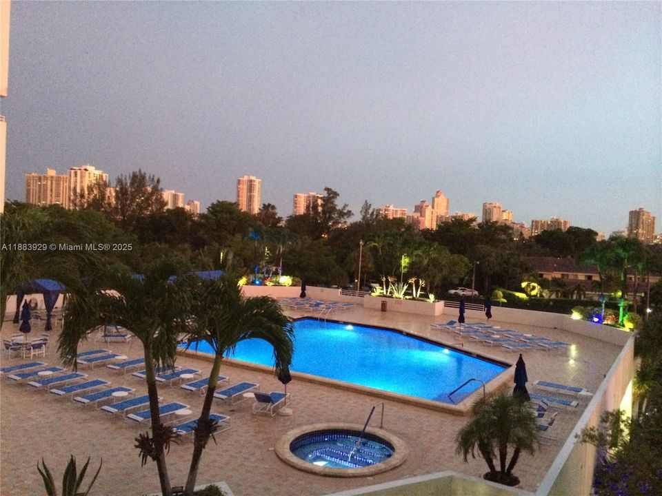 待售: $405,000 (2 贝兹, 2 浴室, 1140 平方英尺)