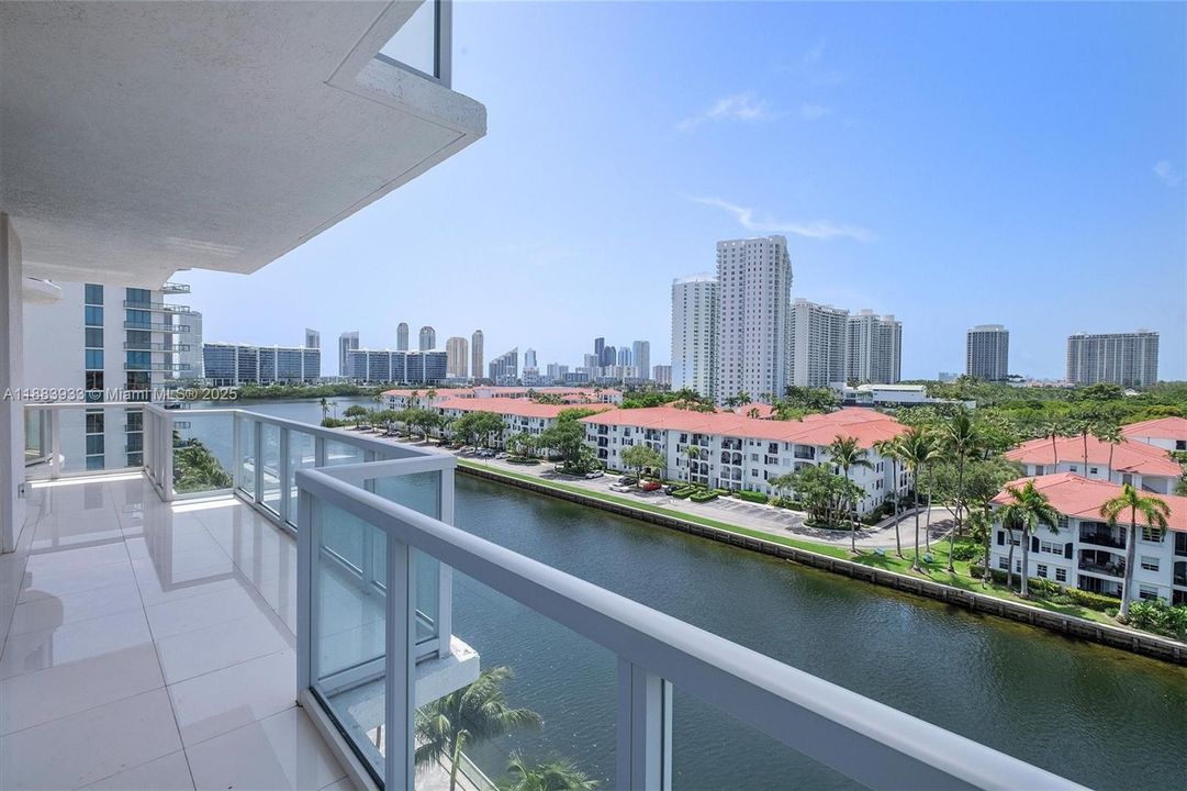 Recently Rented: $4,500 (3 beds, 2 baths, 1772 Square Feet)