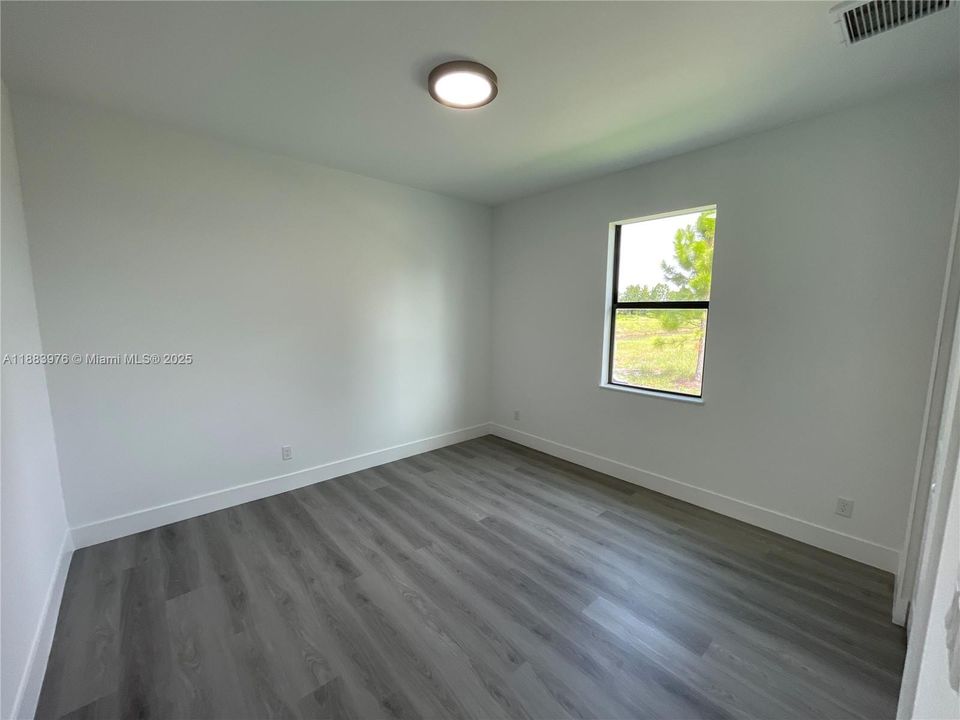 待售: $395,000 (3 贝兹, 2 浴室, 0 平方英尺)