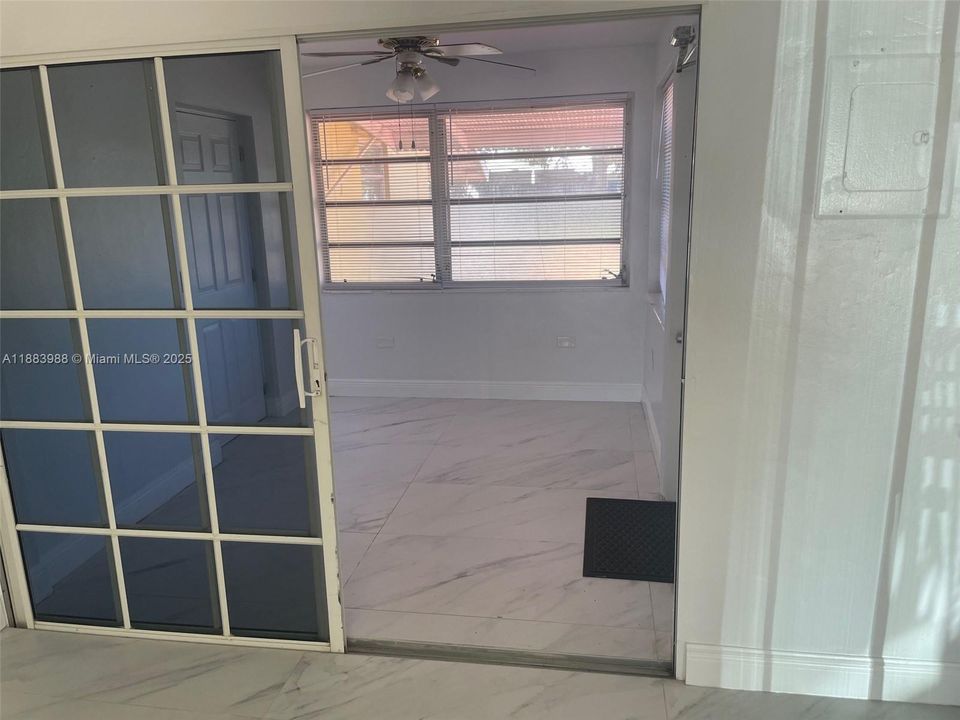 待售: $799,999 (0 贝兹, 0 浴室, 2345 平方英尺)