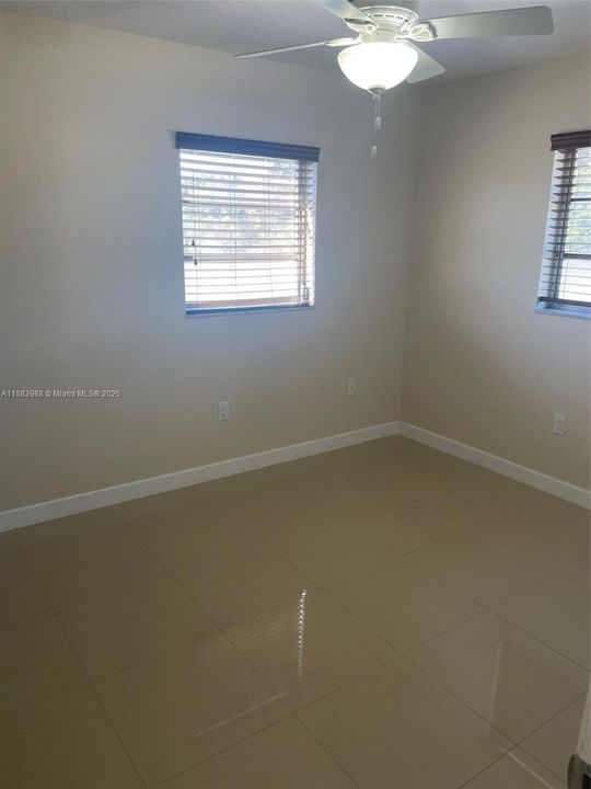 待售: $799,999 (0 贝兹, 0 浴室, 2345 平方英尺)