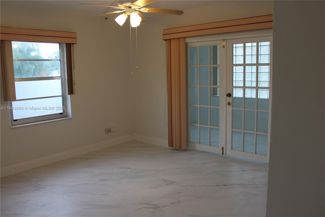 待售: $799,999 (0 贝兹, 0 浴室, 2345 平方英尺)