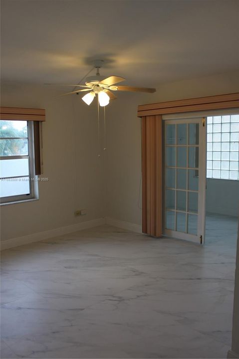 待售: $799,999 (0 贝兹, 0 浴室, 2345 平方英尺)