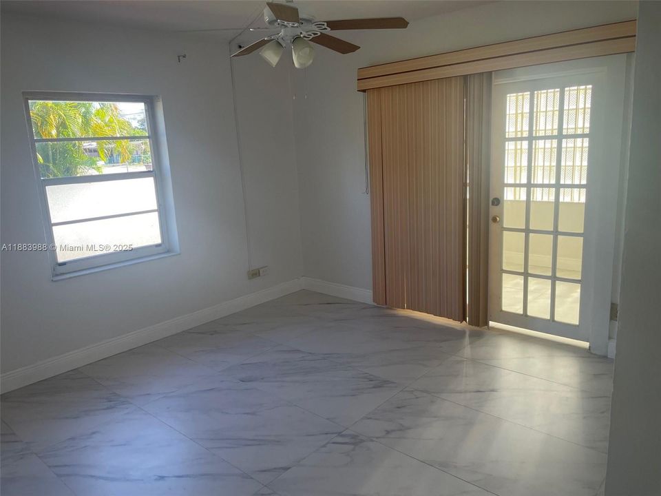 待售: $799,999 (0 贝兹, 0 浴室, 2345 平方英尺)