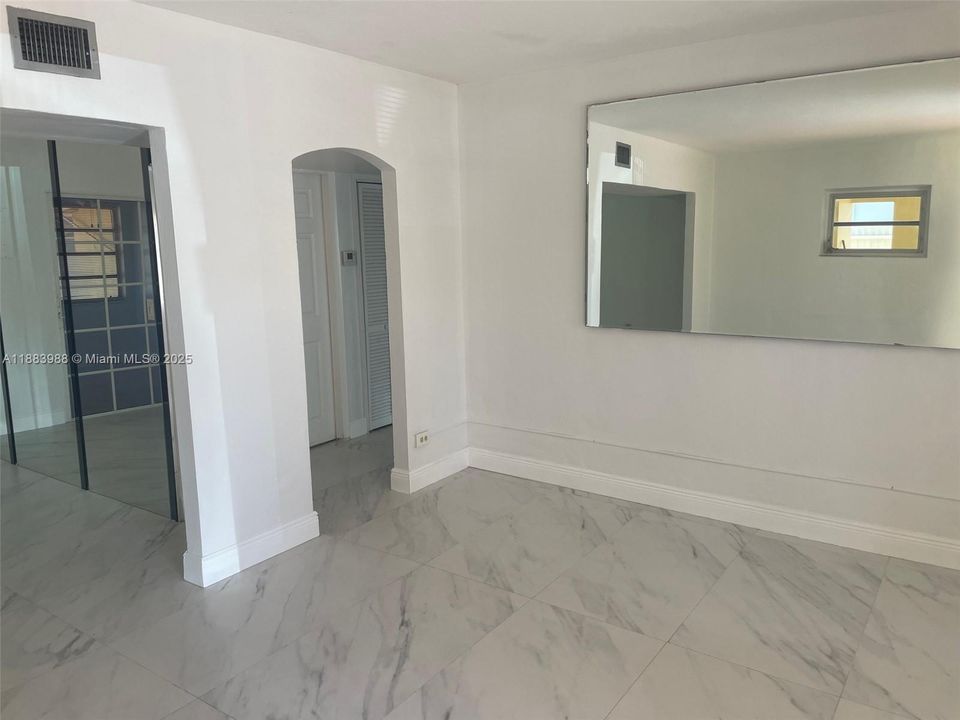 待售: $799,999 (0 贝兹, 0 浴室, 2345 平方英尺)