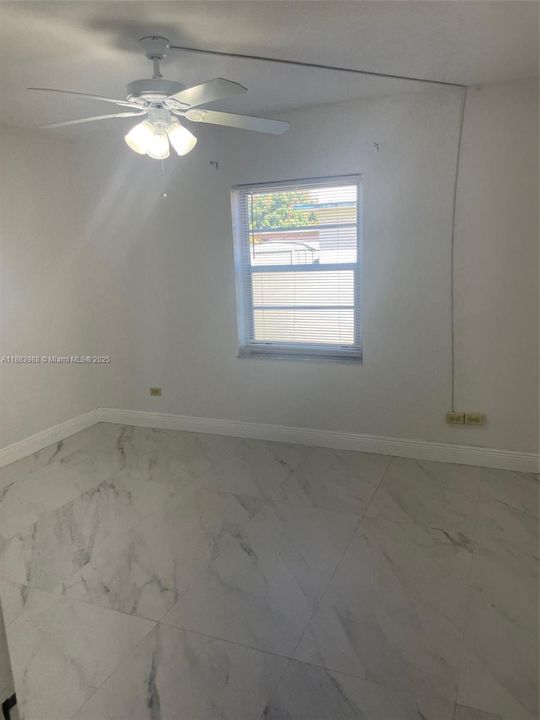 待售: $799,999 (0 贝兹, 0 浴室, 2345 平方英尺)