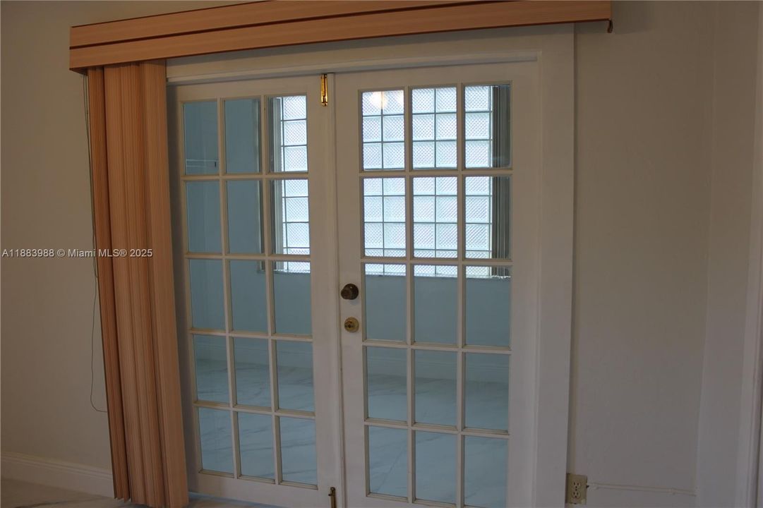 待售: $799,999 (0 贝兹, 0 浴室, 2345 平方英尺)