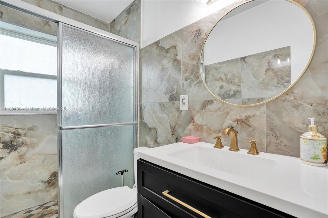 For Sale: $570,000 (4 beds, 3 baths, 1596 Square Feet)