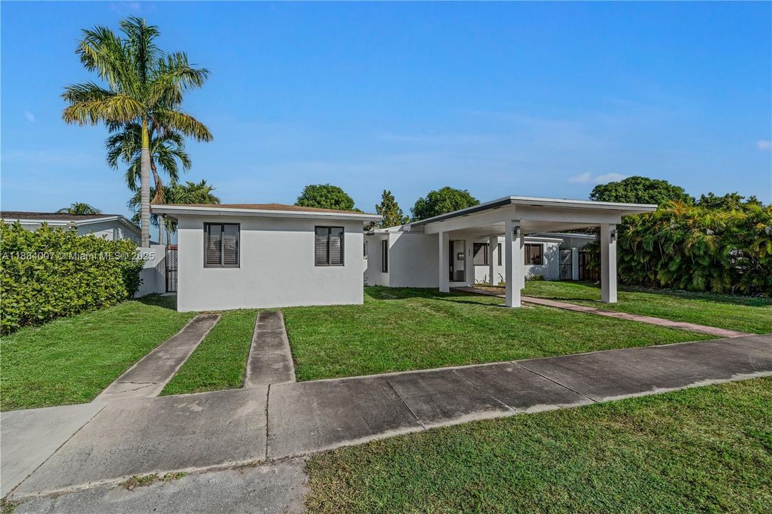 Activo con contrato: $3,500 (3 camas, 2 baños, 1859 Pies cuadrados)