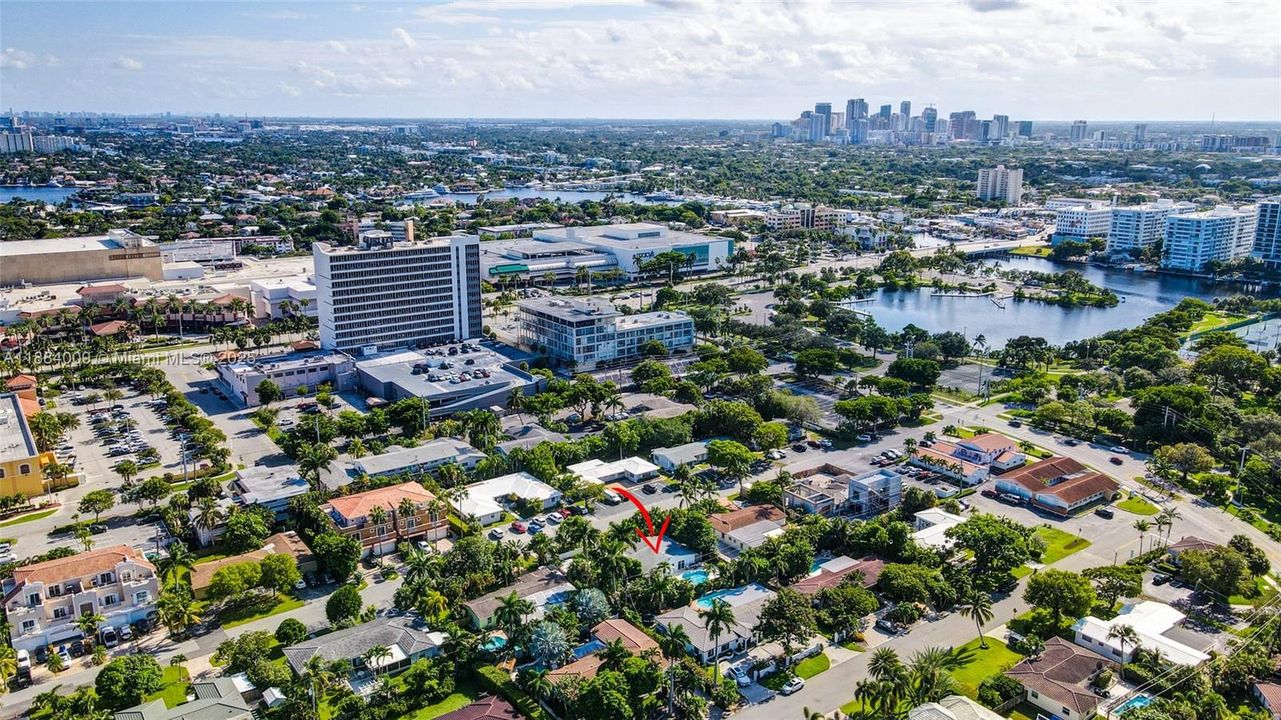 出租: $11,000 (3 贝兹, 3 浴室, 1504 平方英尺)