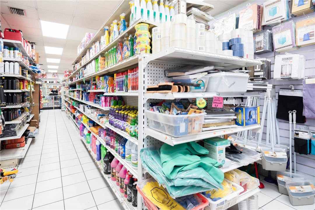 待售: $230,000 (0 贝兹, 0 浴室, 0 平方英尺)