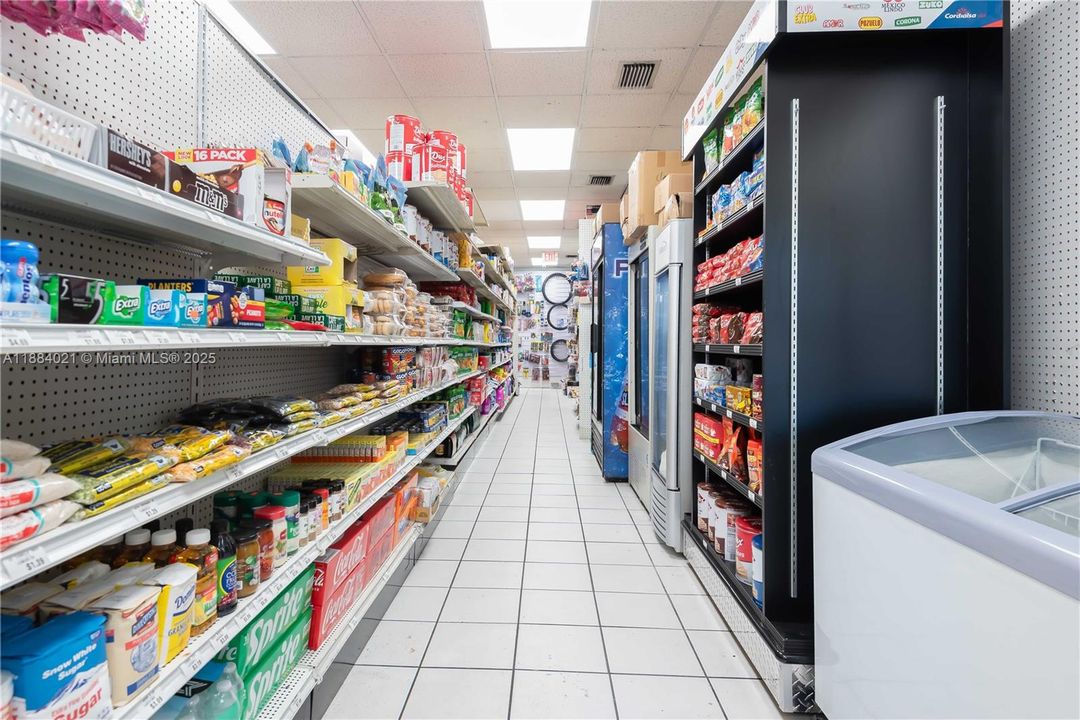 待售: $230,000 (0 贝兹, 0 浴室, 0 平方英尺)