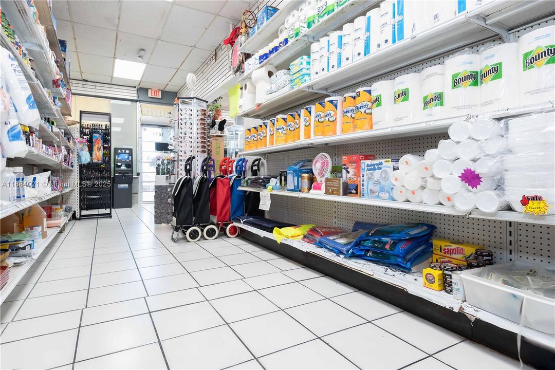 待售: $230,000 (0 贝兹, 0 浴室, 0 平方英尺)