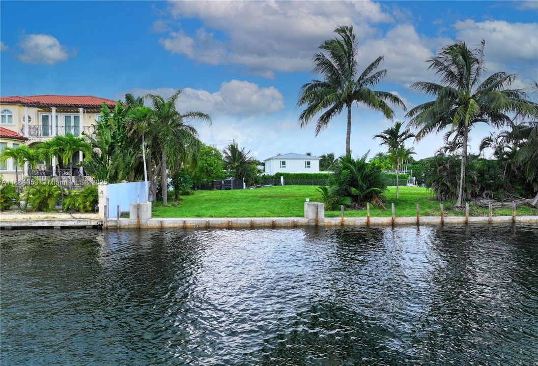 For Sale: $2,300,000 (0.26 acres)