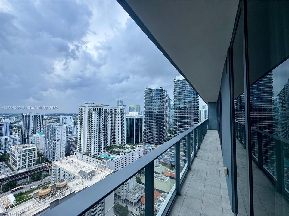 En Venta: $2,650,000 (3 camas, 3 baños, 1909 Pies cuadrados)