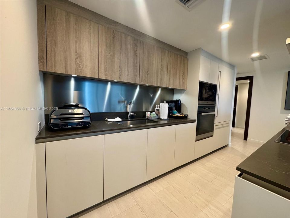 En Venta: $2,650,000 (3 camas, 3 baños, 1909 Pies cuadrados)
