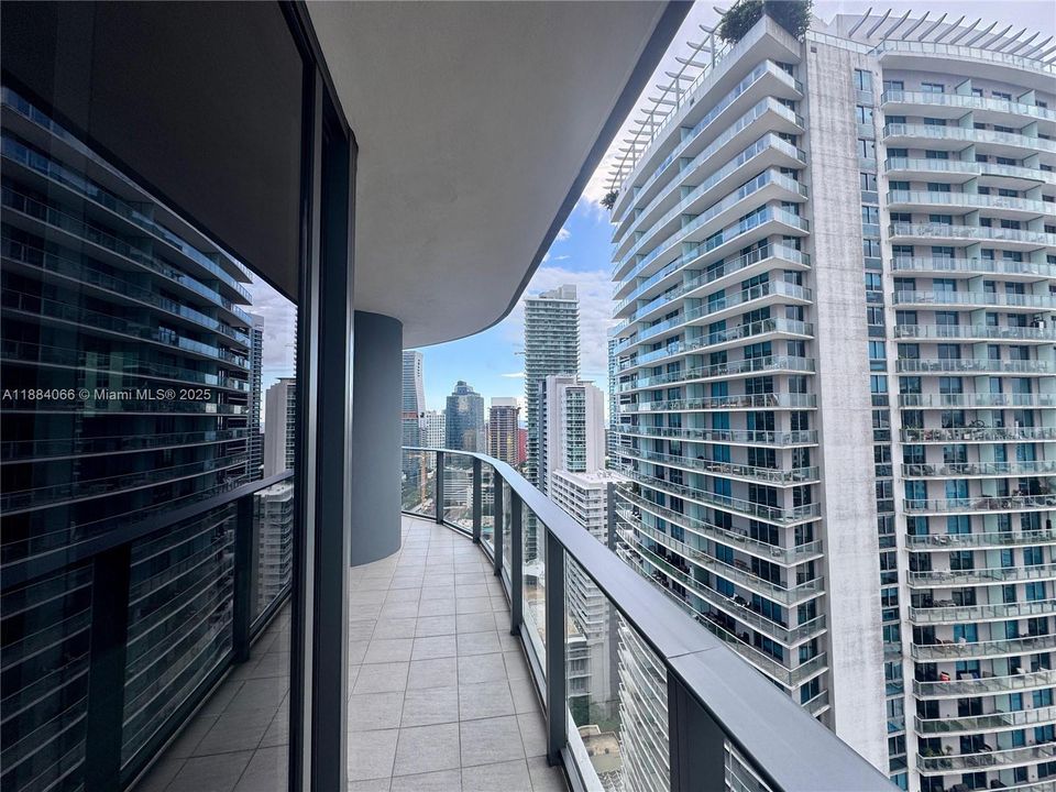 En Venta: $2,650,000 (3 camas, 3 baños, 1909 Pies cuadrados)