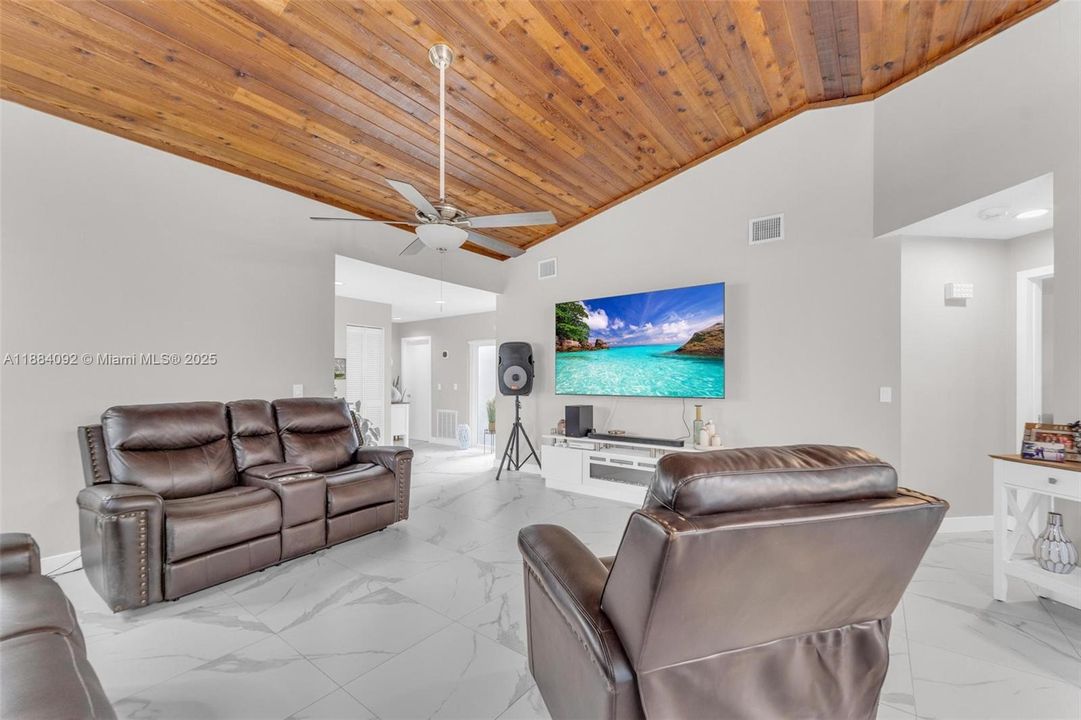 Recently Sold: $539,100 (4 beds, 2 baths, 1300 Square Feet)