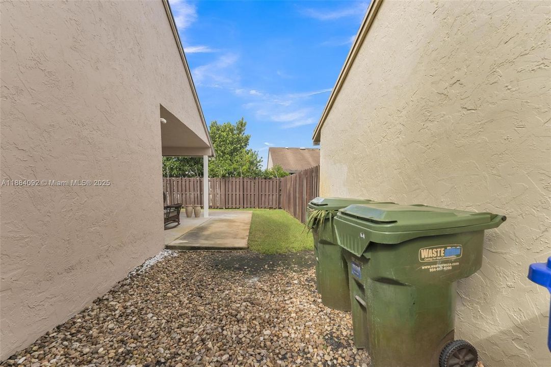 Recently Sold: $539,100 (4 beds, 2 baths, 1300 Square Feet)