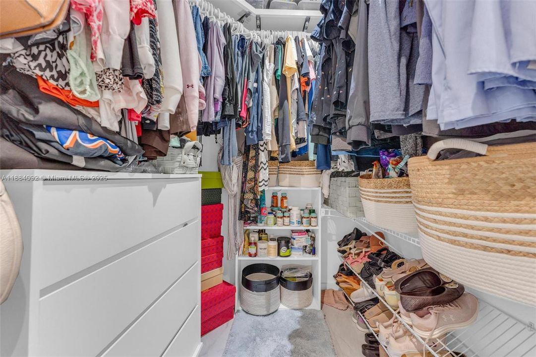 Recently Sold: $539,100 (4 beds, 2 baths, 1300 Square Feet)