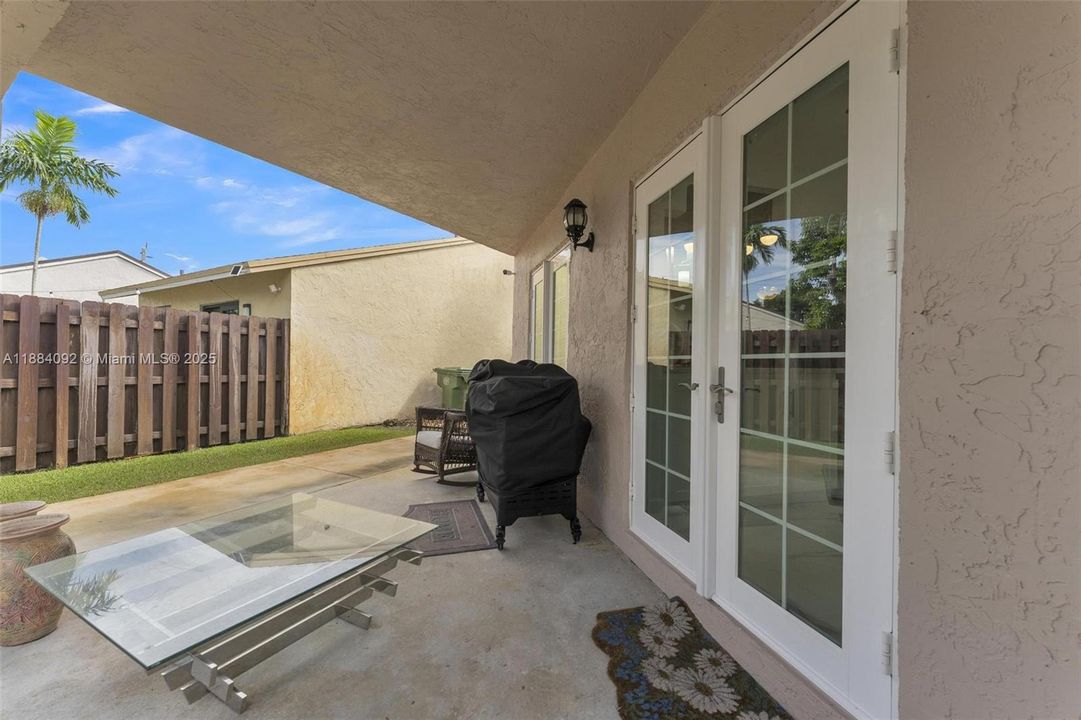 Recently Sold: $539,100 (4 beds, 2 baths, 1300 Square Feet)