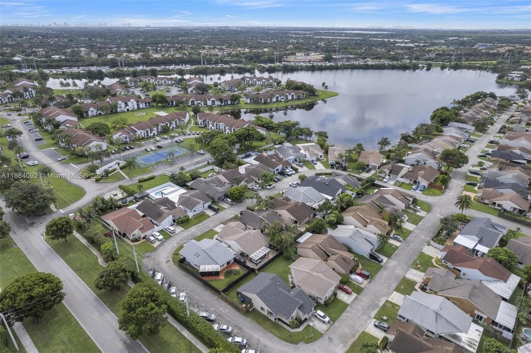 Recently Sold: $539,100 (4 beds, 2 baths, 1300 Square Feet)