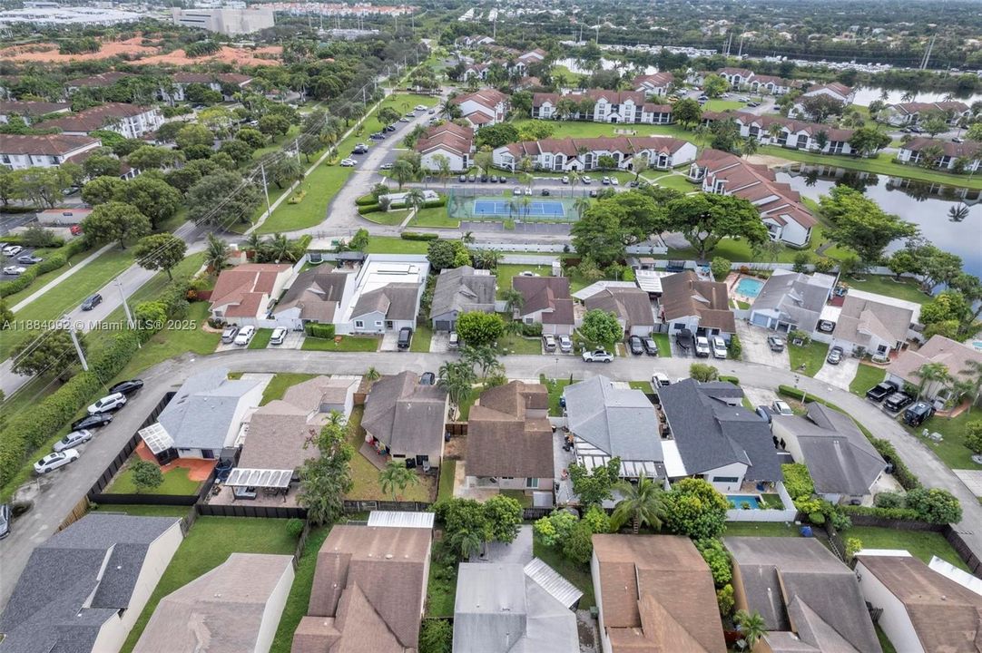 Recently Sold: $539,100 (4 beds, 2 baths, 1300 Square Feet)