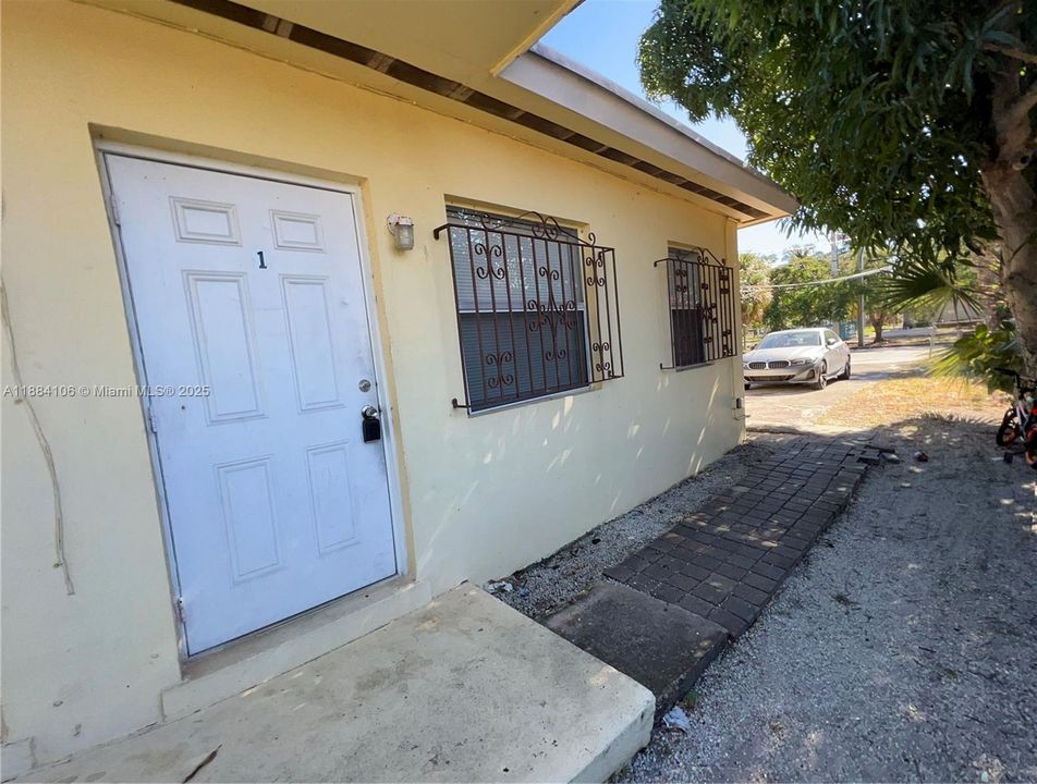 Recently Sold: $369,900 (0 beds, 0 baths, 1360 Square Feet)