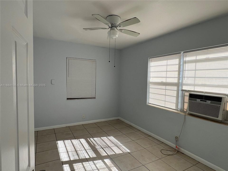 Recently Sold: $369,900 (0 beds, 0 baths, 1360 Square Feet)