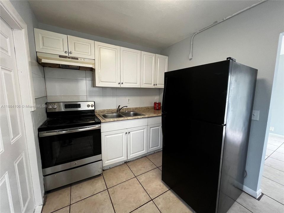 Recently Sold: $369,900 (0 beds, 0 baths, 1360 Square Feet)