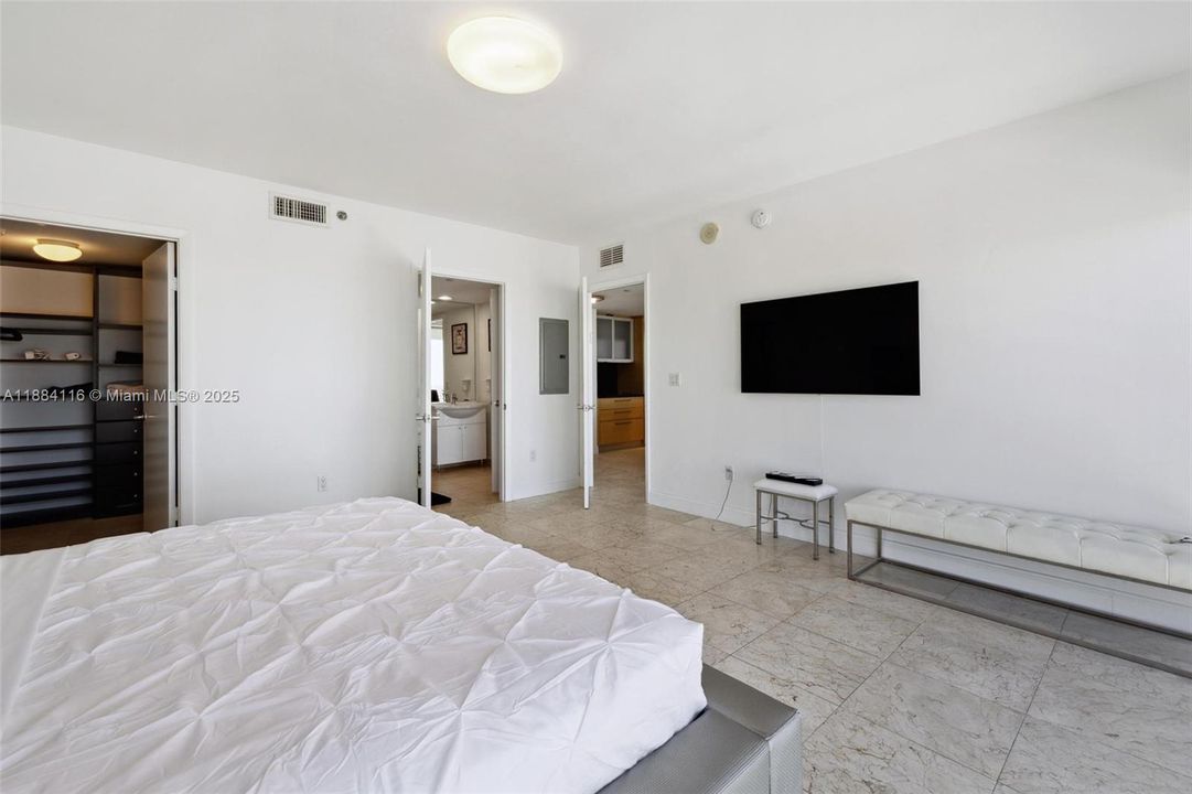 Recientemente alquilado: $3,800 (1 camas, 1 baños, 871 Pies cuadrados)