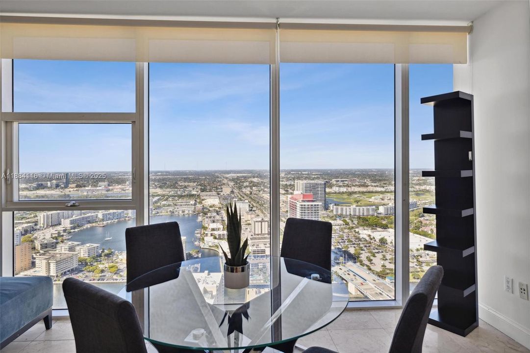 Recientemente alquilado: $3,800 (1 camas, 1 baños, 871 Pies cuadrados)