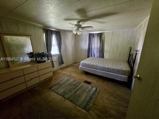 Vendido Recientemente: $90,000 (2 camas, 2 baños, 1130 Pies cuadrados)