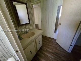 Vendido Recientemente: $90,000 (2 camas, 2 baños, 1130 Pies cuadrados)