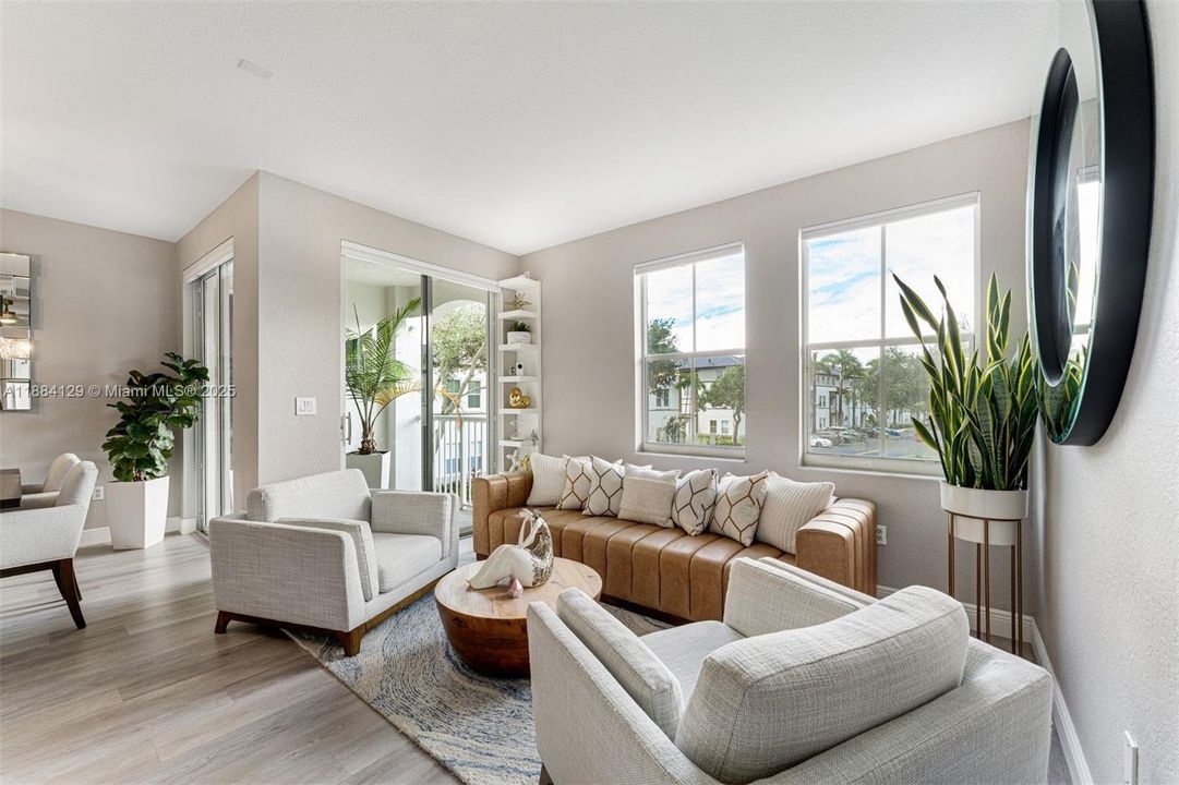 Recently Sold: $425,000 (3 beds, 2 baths, 1445 Square Feet)