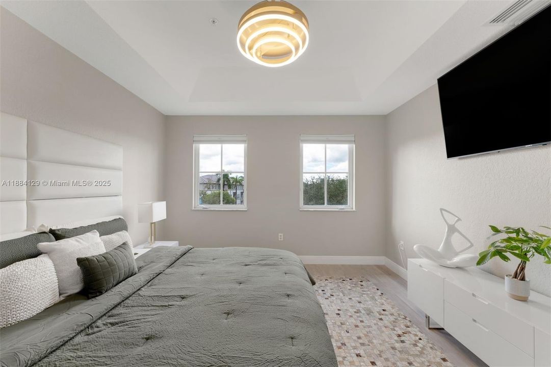 Recently Sold: $425,000 (3 beds, 2 baths, 1445 Square Feet)