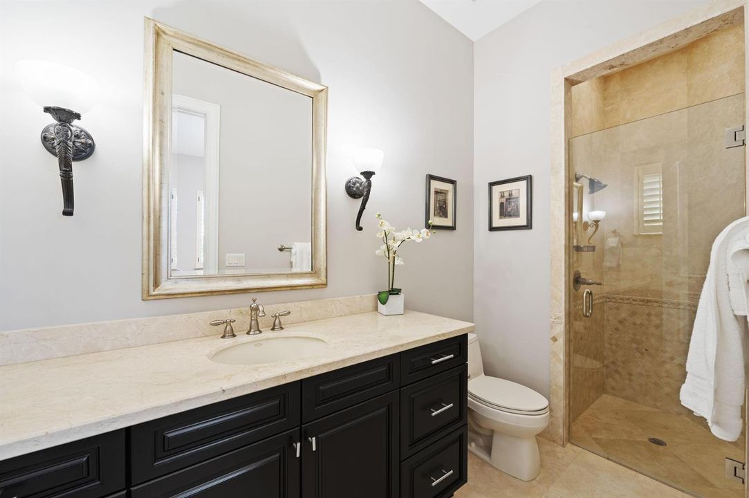 En-suite bathroom
