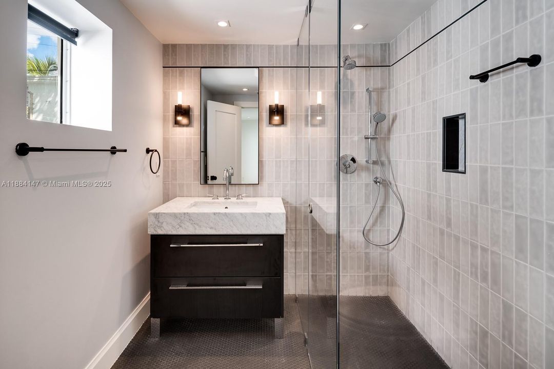 ensuite first floor bedroom