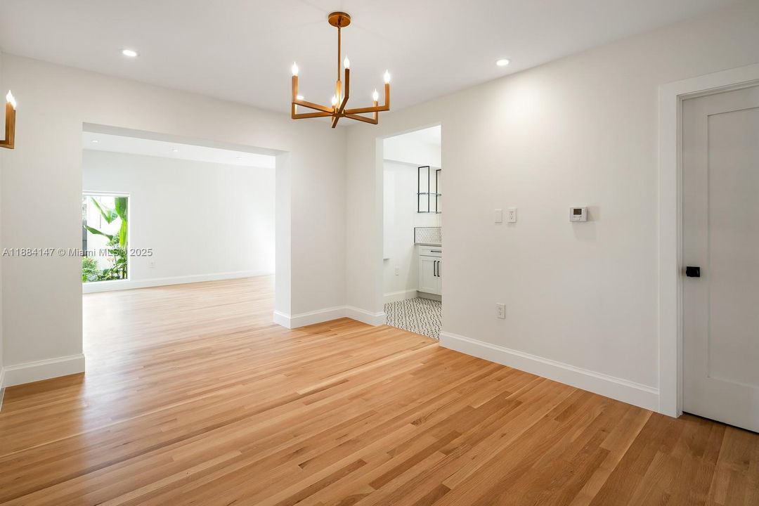 Active With Contract: $1,590,000 (3 beds, 4 baths, 2566 Square Feet)