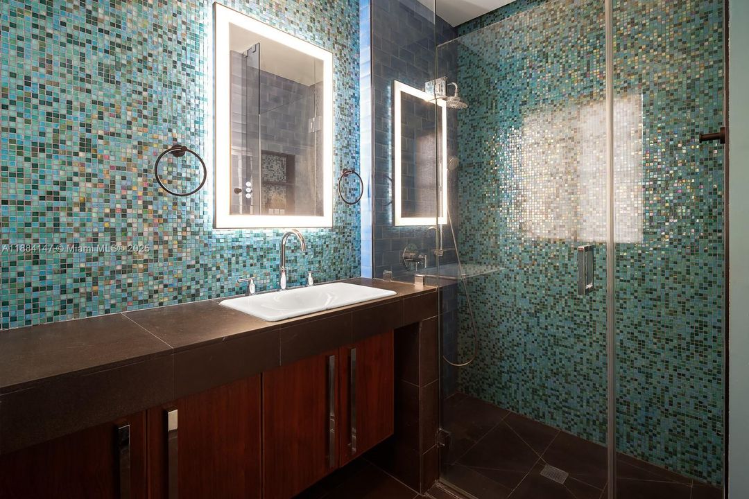 Cottage Full bathroom with Eeuropean fixtures and finishes