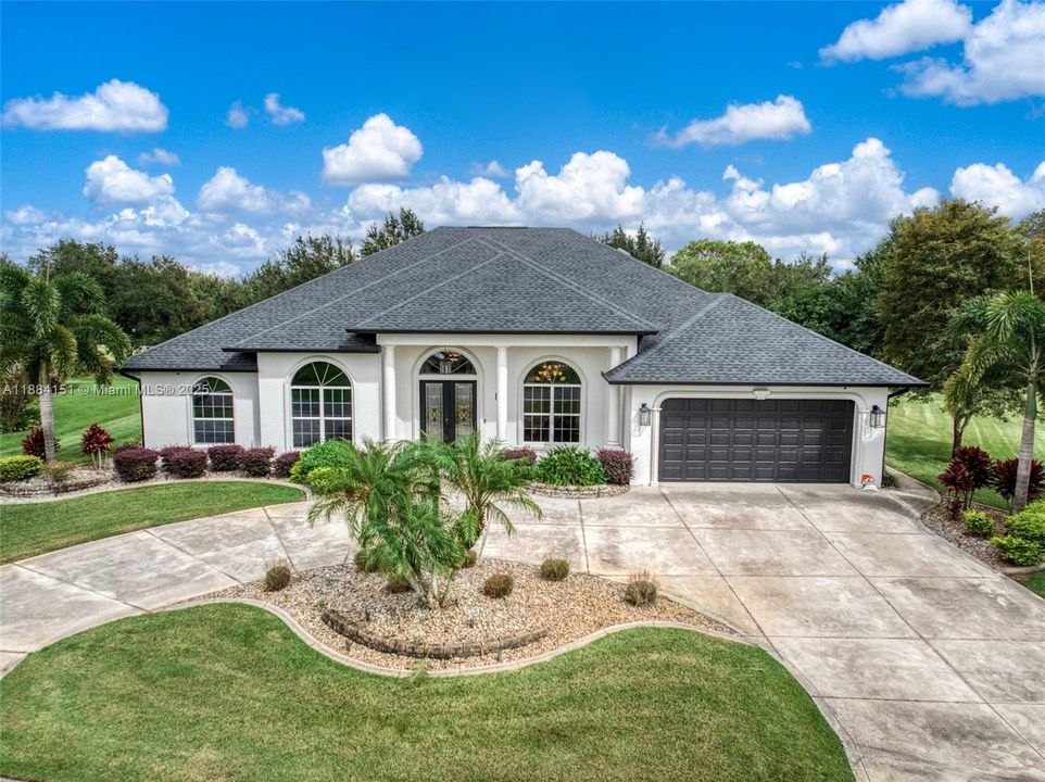 Recently Sold: $649,900 (5 beds, 2 baths, 3354 Square Feet)