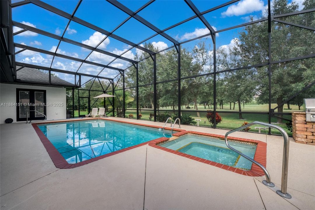 Recently Sold: $649,900 (5 beds, 2 baths, 3354 Square Feet)