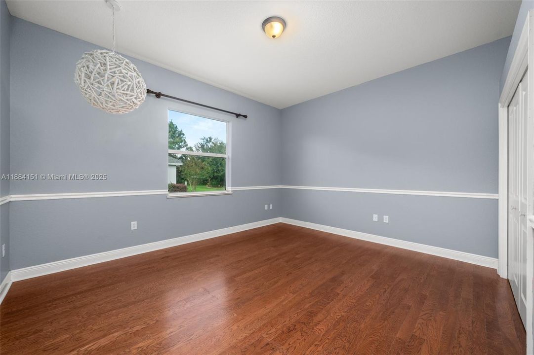 Recently Sold: $649,900 (5 beds, 2 baths, 3354 Square Feet)