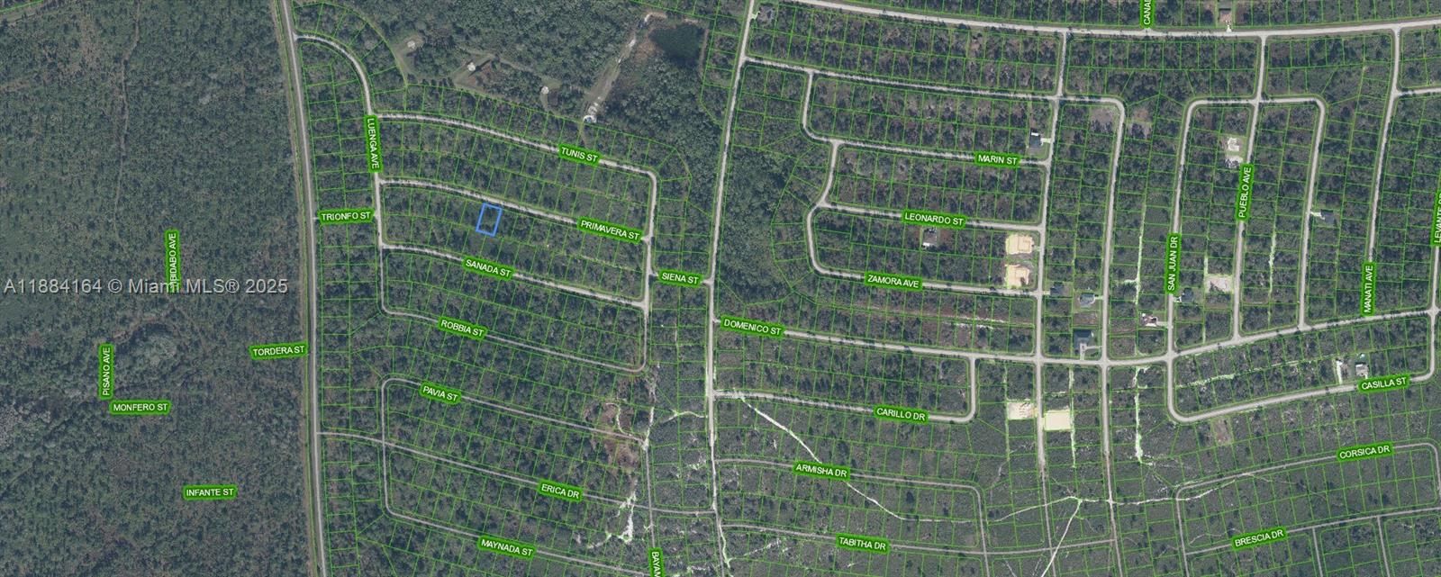 En Venta: $15,900 (0.03 acres)