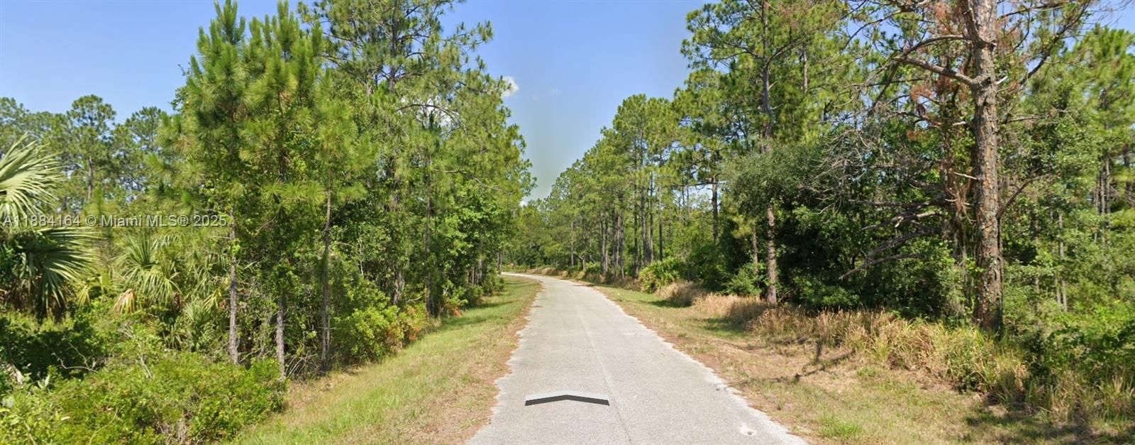 En Venta: $15,900 (0.03 acres)